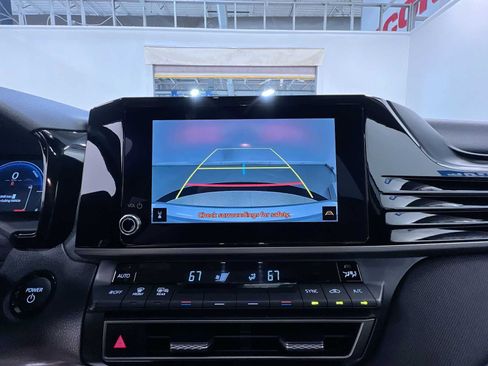 Used 2025 Toyota Camry LE FWD image 26