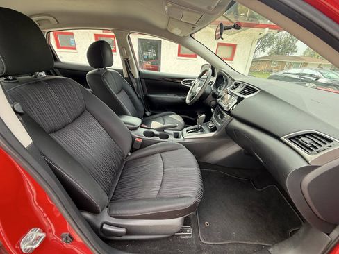 Used 2018 Nissan Sentra SV FWD image 14