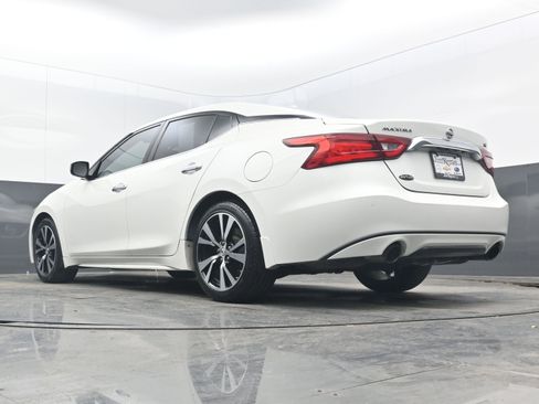 Used 2018 Nissan Maxima 3.5 SV image 23
