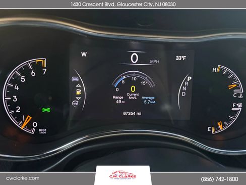 Used 2017 Jeep Grand Cherokee Limited image 19