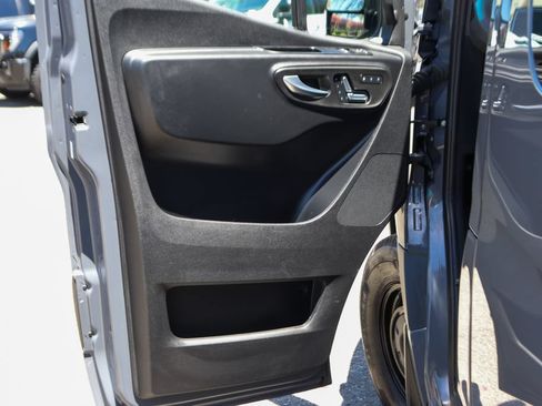 Used 2025 Mercedes-Benz Sprinter 2500 image 19