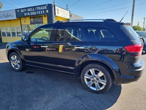 Used 2010 Dodge Journey R/T w/ Flexible Seating Group image 6