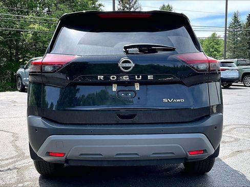 Used 2023 Nissan Rogue SV AWD/4WD image 5