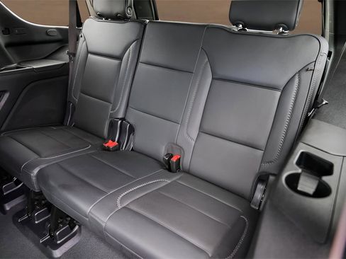 Used 2025 GMC Yukon Denali image 26