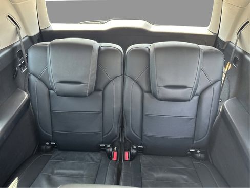 Used 2018 Mercedes-Benz GLS 550 4MATIC w/ Driver Assistance Package image 41
