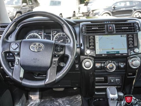 Used 2024 Toyota 4Runner TRD Off-Road Premium AWD/4WD image 2