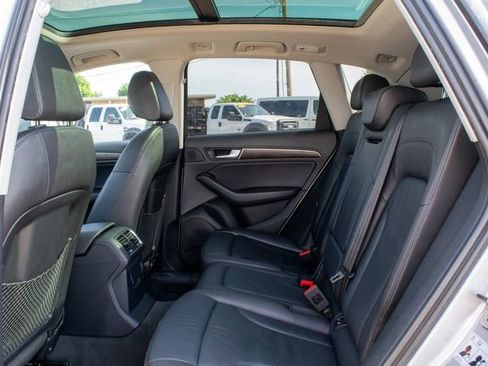 Used 2016 Audi Q5 2.0T Premium Plus w/ Premium Plus Package image 19