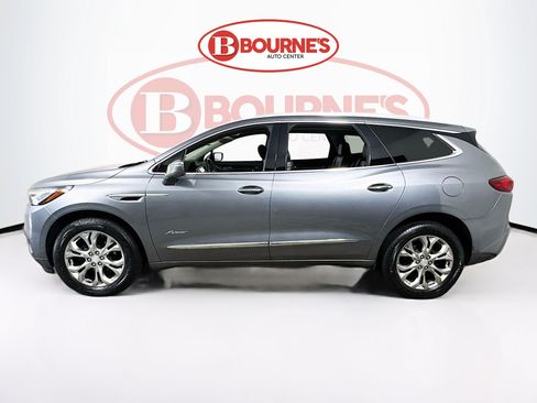 Used 2020 Buick Enclave Avenir w/ Avenir Technology Package AWD/4WD image 9