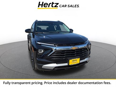 Used 2025 Chevrolet TrailBlazer LT FWD image 1