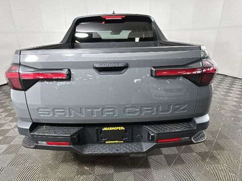 Used 2024 Hyundai Santa Cruz SE FWD image 4