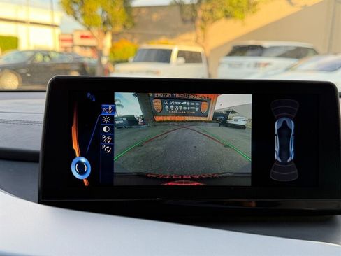 Used 2015 BMW i8 AWD/4WD image 32