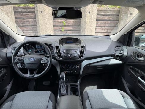Used 2018 Ford Escape SE w/ Ford Safe & Smart Package AWD/4WD image 10
