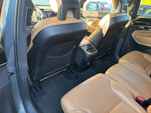 Used 2018 Volvo XC90 T6 Momentum w/ Momentum Plus Package image 15