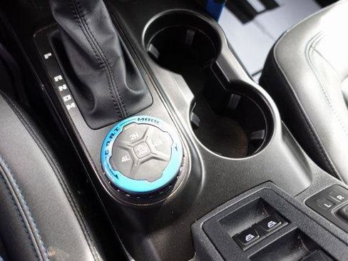 Used 2021 Ford Bronco Black Diamond image 23