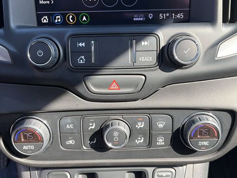 Used 2019 GMC Terrain Denali w/ Driver Alert Package II image 17