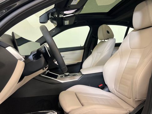 Used 2025 BMW 330i xDrive Sedan w/ M Sport Package AWD/4WD image 19