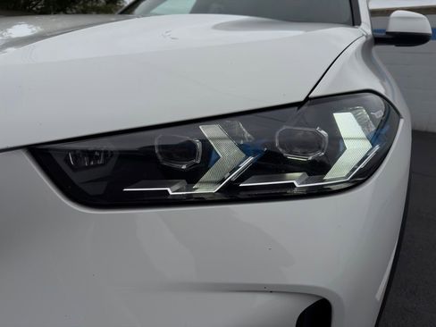 Used 2025 BMW X5 xDrive50e AWD/4WD image 9