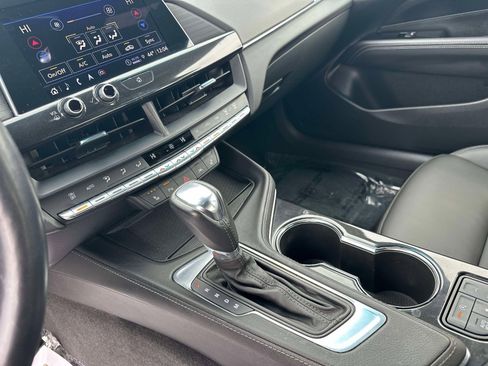 Certified 2024 Cadillac CT4 Luxury w/ Sun And Sound Package image 16