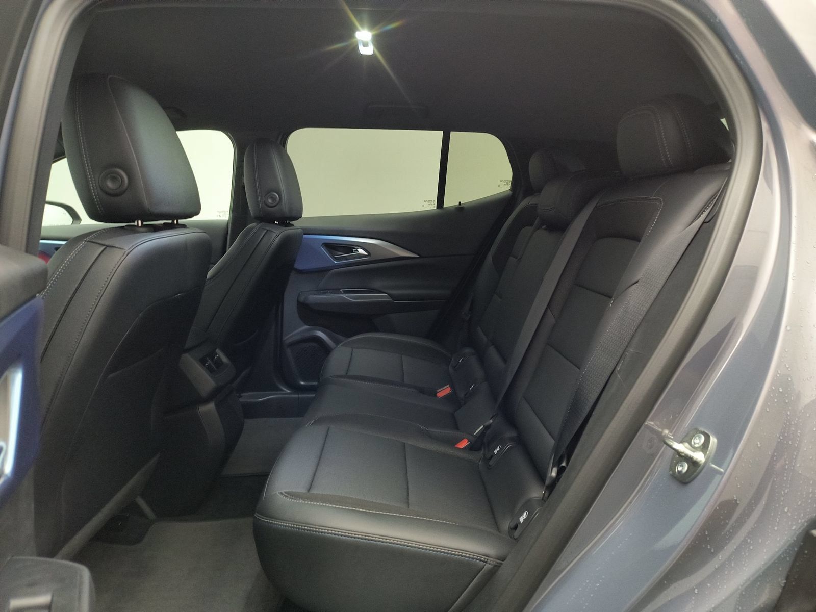 New 2026 Chevrolet Equinox EV LT FWD image 13