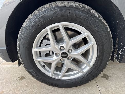 Certified 2024 Ford Edge SEL w/ Convenience Package image 18