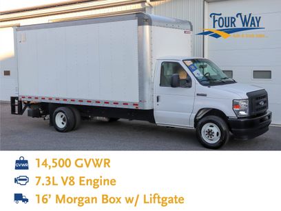Used 2023 Ford E-450 and Econoline 450 Super Duty w/ Power Windows & Locks Group