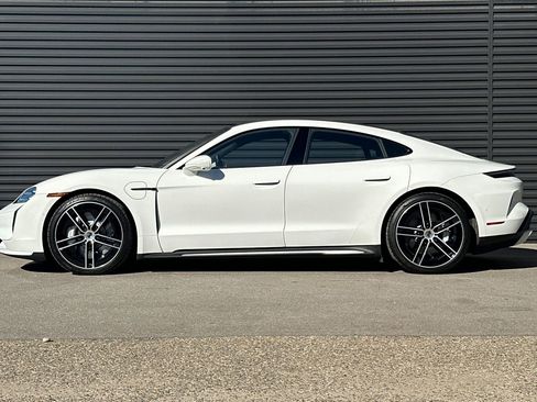 Certified 2025 Porsche Taycan Turbo image 2
