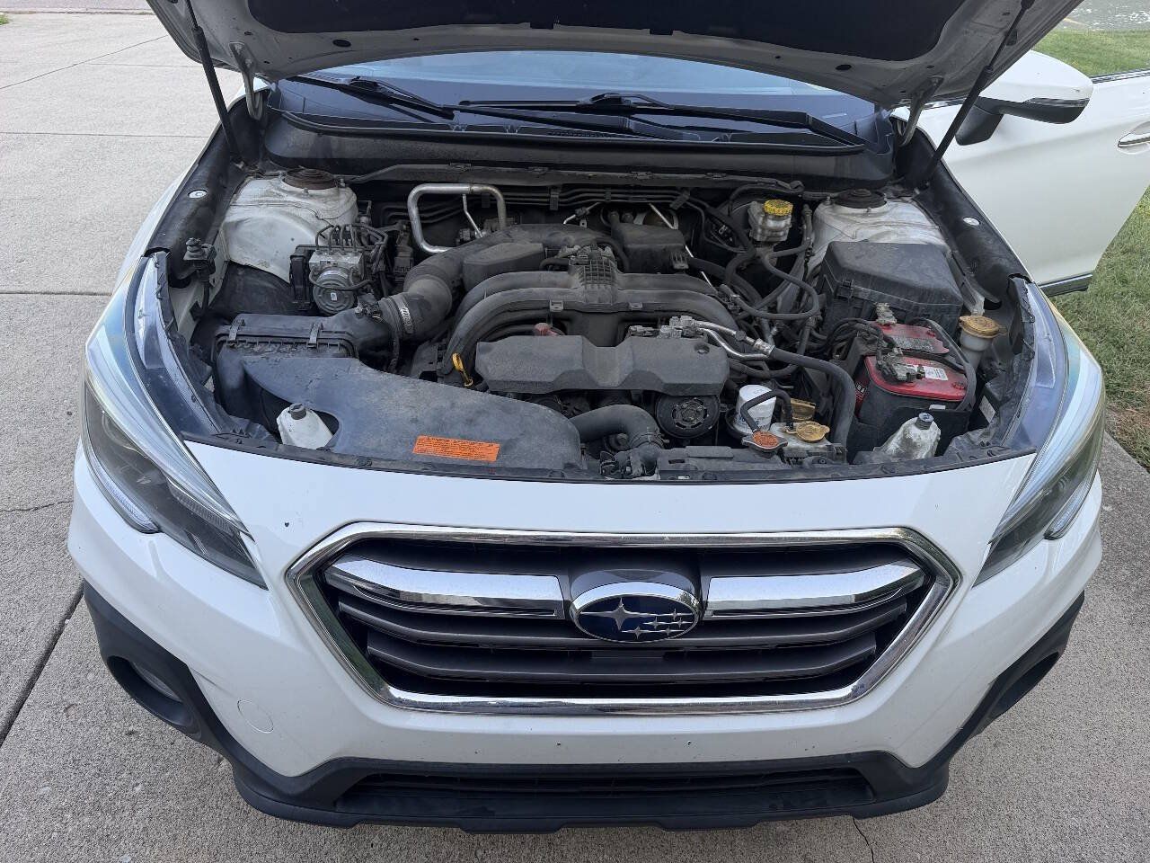 Used 2018 Subaru Outback 2.5i Touring w/ Popular Package #3 AWD/4WD image 23