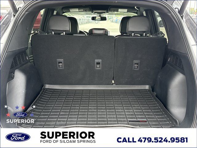 Used 2024 Ford Escape ST-Line Elite w/ Premium Technology Package AWD/4WD image 12