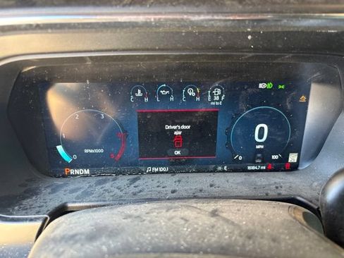 Used 2025 Ford F350 Platinum w/ FX4 Off-Road Package AWD/4WD image 9
