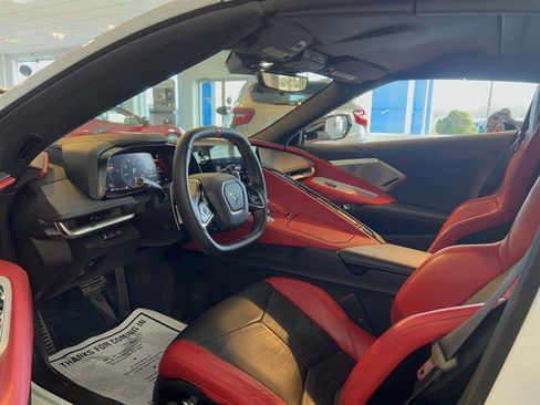 Used 2023 Chevrolet Corvette Stingray w/ Z51 Performance Package image 17