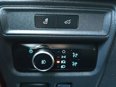 Used 2024 Ford Expedition Max Limited image 10