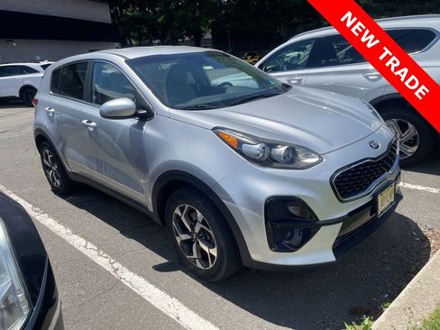 Used 2020 Kia Sportage LX FWD image 1