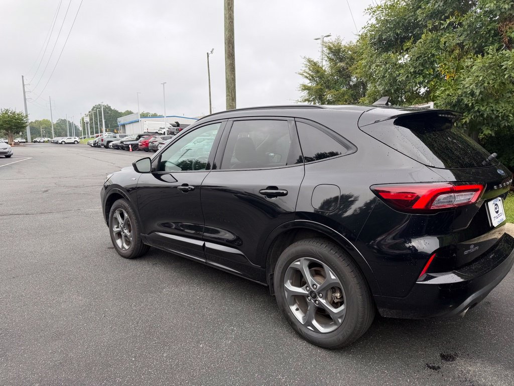 Used 2023 Ford Escape ST-Line AWD/4WD image 28