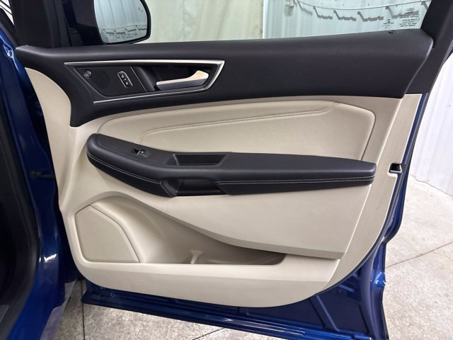 Used 2021 Ford Edge Titanium w/ Cargo Accessory Package FWD image 27