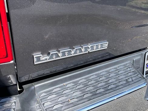 Used 2021 RAM 3500 Laramie AWD/4WD image 10
