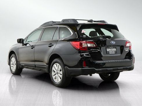 Used 2016 Subaru Outback 2.5i Premium AWD/4WD image 3
