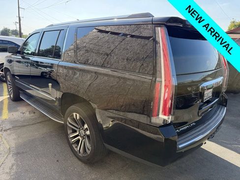 Used 2020 GMC Yukon XL Denali w/ Open Road Package AWD/4WD image 4