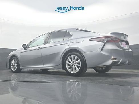 Used 2023 Toyota Camry SE FWD image 30