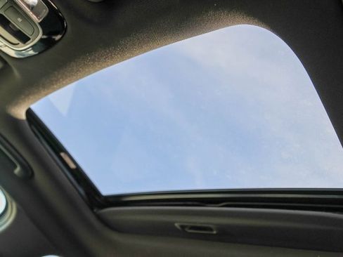 Used 2022 Hyundai Santa Cruz SEL Premium image 12