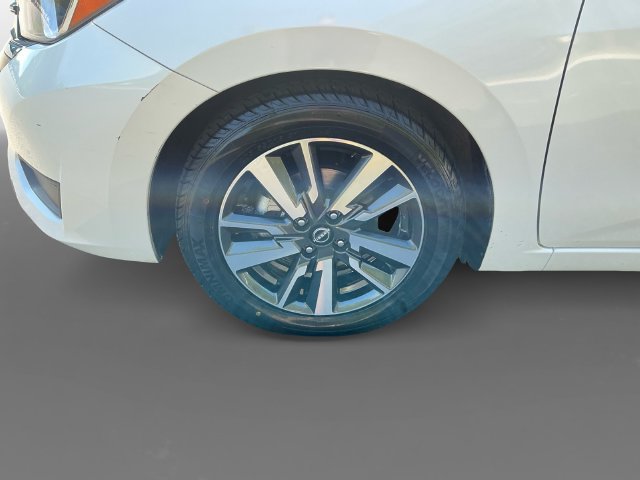 Used 2024 Nissan Versa SV FWD image 17