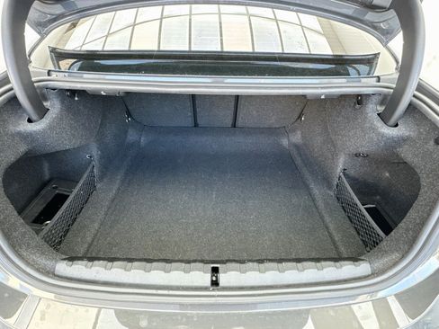 Used 2022 BMW 430i Coupe w/ M Sport Package RWD image 17