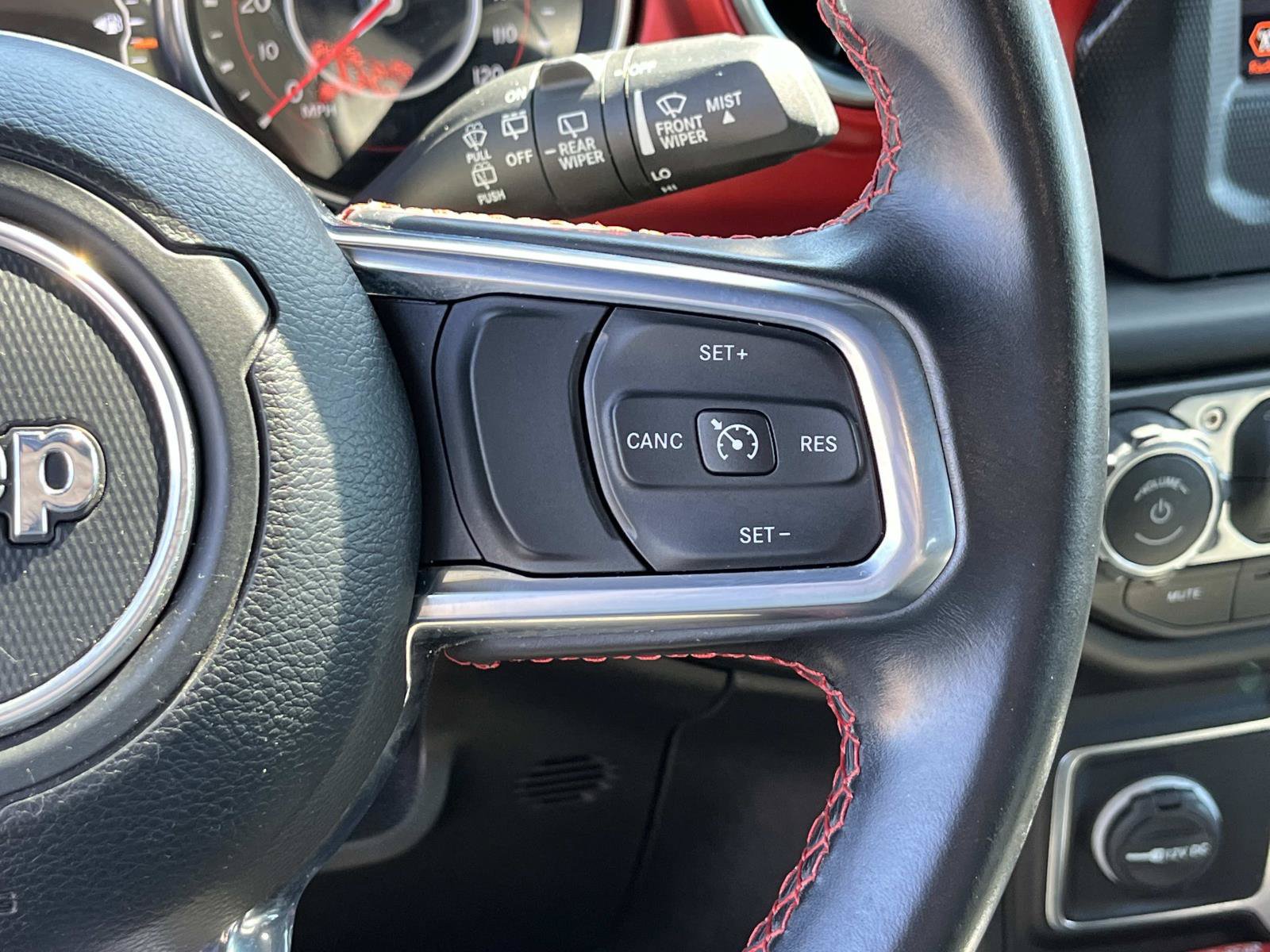 Used 2021 Jeep Wrangler Unlimited Rubicon AWD/4WD image 29