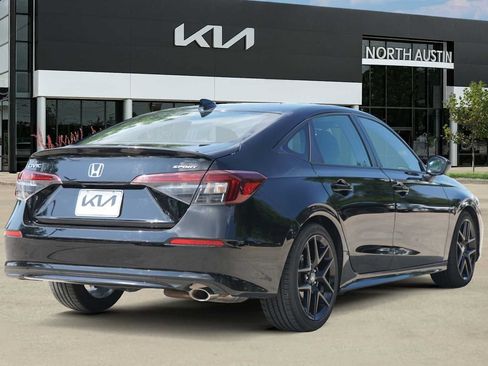Used 2025 Honda Civic Sport image 5