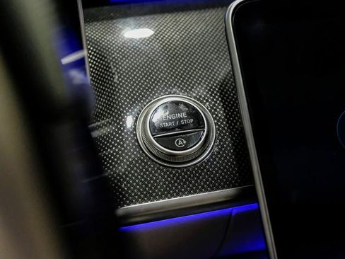 Used 2025 Mercedes-Benz S 580 4MATIC Sedan image 19