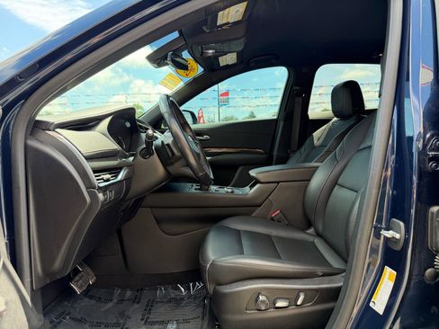 Used 2019 Cadillac XT4 Sport w/ Cold Weather Package AWD/4WD image 15