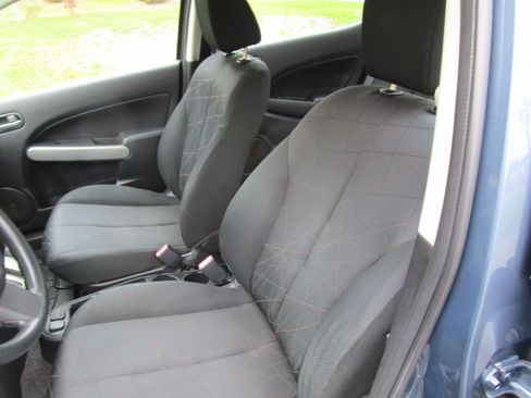 Used 2014 MAZDA MAZDA2 Sport image 8