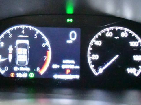 Used 2024 Honda CR-V EX image 3