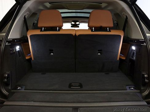 Certified 2023 BMW X7 xDrive40i w/ Premium Package image 31