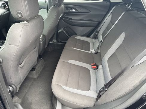 Used 2024 Chevrolet TrailBlazer LT FWD image 17