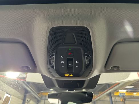 Used 2025 Audi Q5 Premium Plus w/ Premium Plus image 14